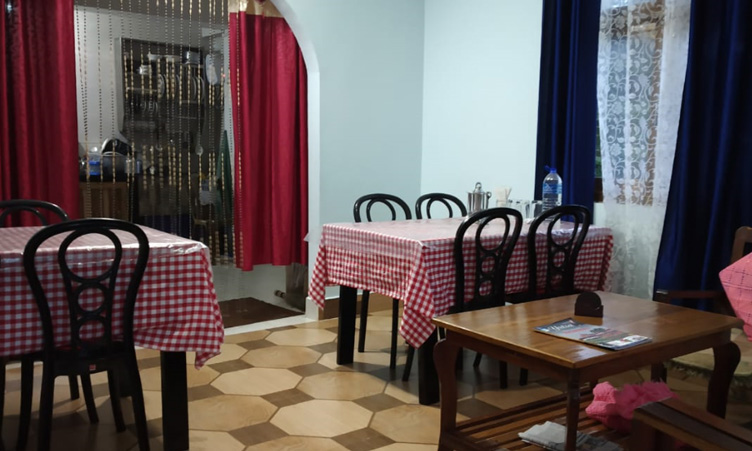 Dinning room at Noryang Homestay at Tinchuley