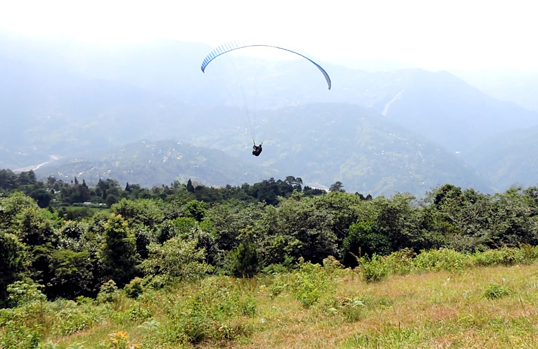 Paragliding-in-Kalimpong