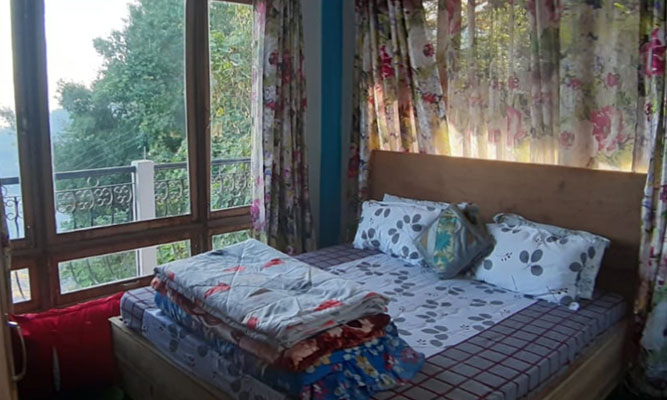 Gorkhali Homestay bed room, Cheap and best homestay at Peshok