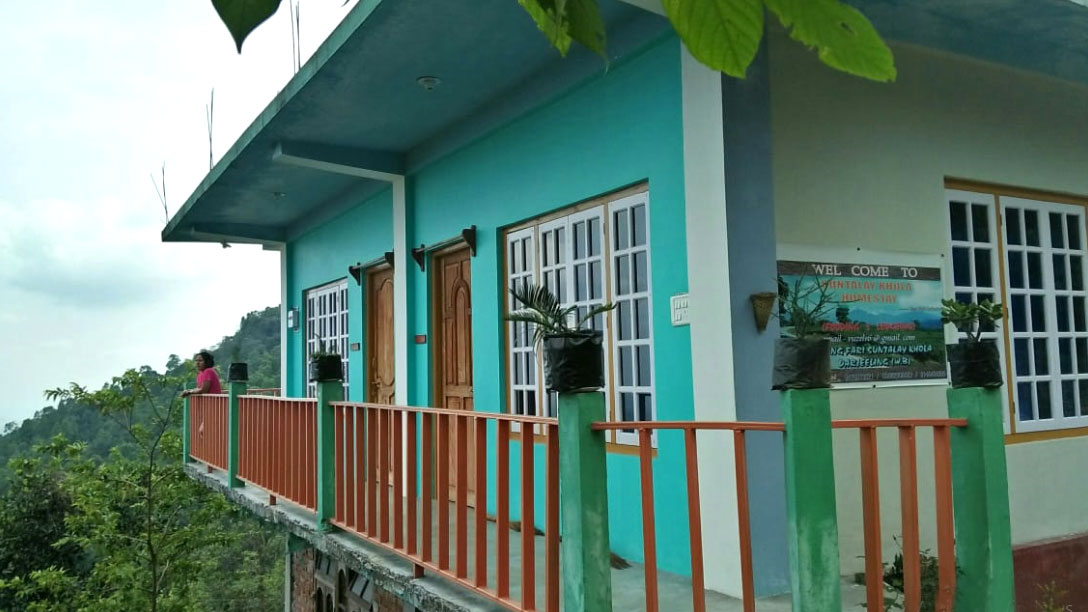 Humro Homestay Suntalekhola road side view