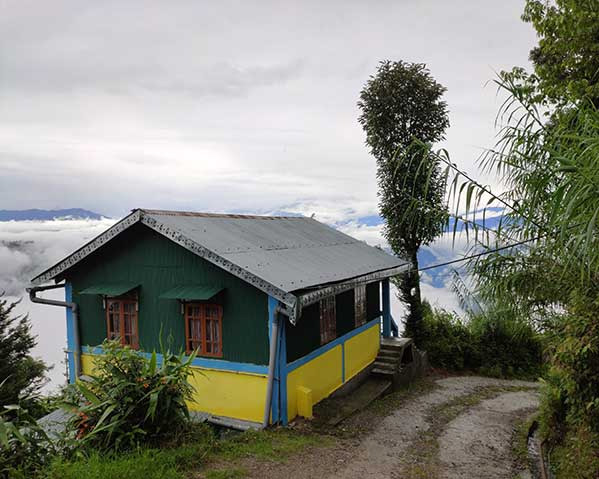 Khinanam Kabiraj Homestay at Dawaipani top view