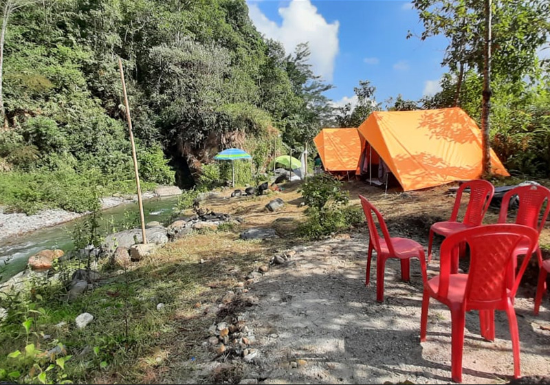 Druk Inn Homestay at Today tent options by the side of dabai khola